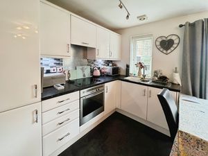 Kitchen area- click for photo gallery